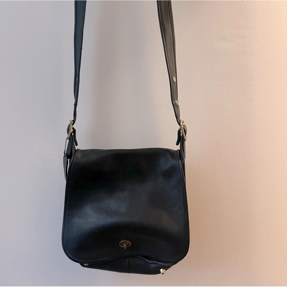 Vintage 1990’s COACH Crossbody